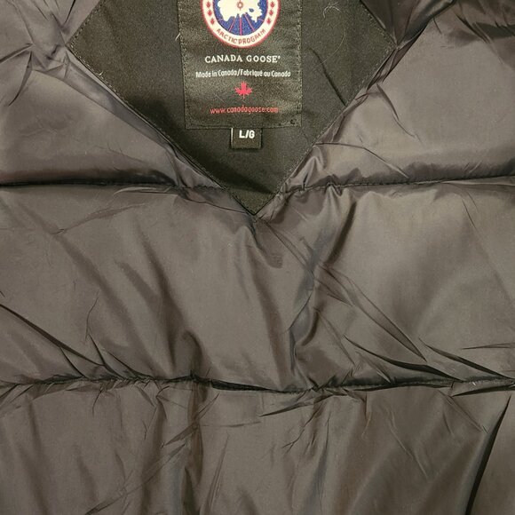 Women's Canada Goose Bomber Jacket - Picture 3 of 5